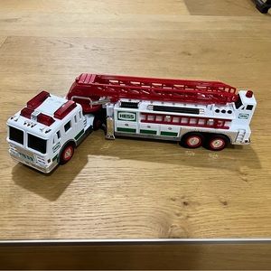 Hess 2000 Fire Truck Collectible Toy